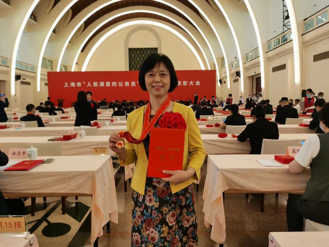 6项！伟德系统2人和4个集体分获2022年上海市五一劳动奖章、五一劳动奖状和工人先锋号