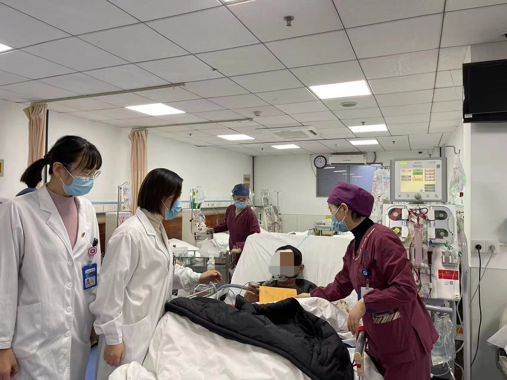 2023年度精神文明好人好事风采展⑦这是一场肾病患者的马拉松长跑:上海市第七人民医院肾病科事迹