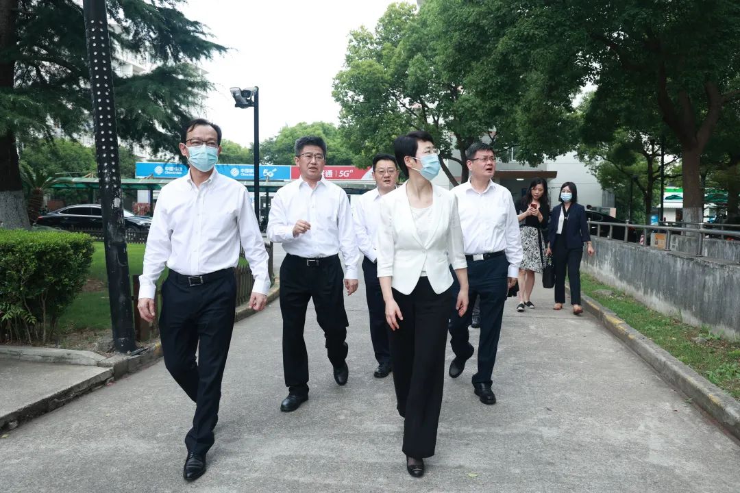 上海市副市长解冬一行来伟德国际victor1946官网专题调研