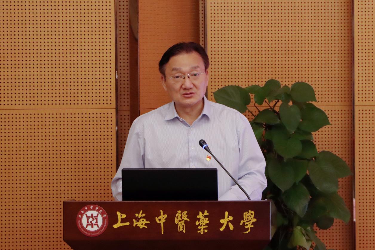 伟德召开2022年全面从严治党工作会议