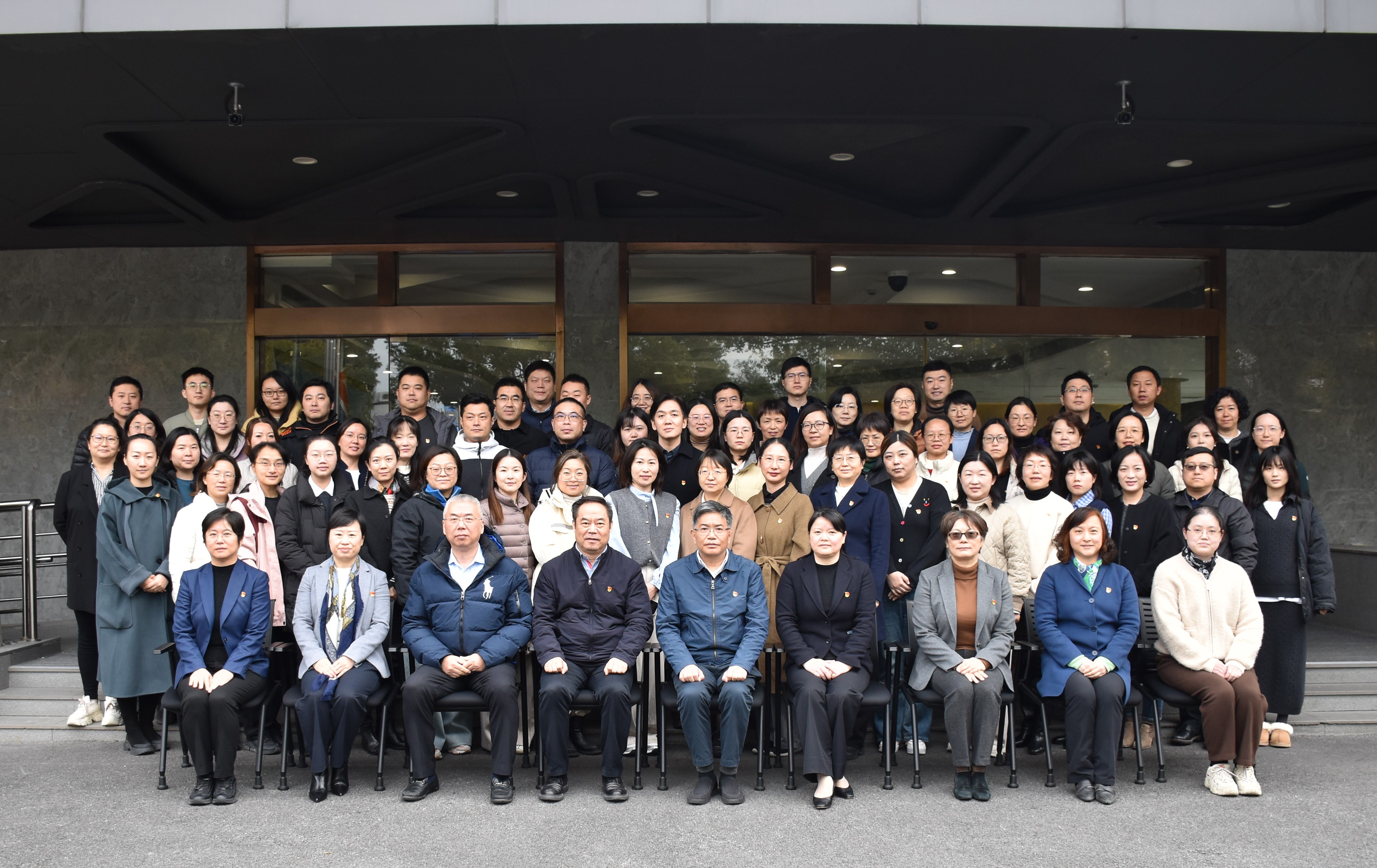 伟德国际victor1946官网附属医院党务干部培训班举办