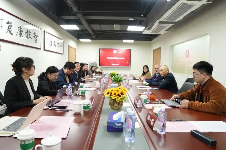 国际神经病学和神经生理学顶尖专家、美国神经病学研究院主席Mark Hallett教授来访伟德