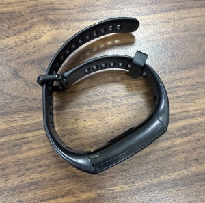 <a href='/2025/0702/c2163a168135/page.html' target='_blank' title='智能手环、蓝牙耳机'>智能手环、蓝牙耳机</a>