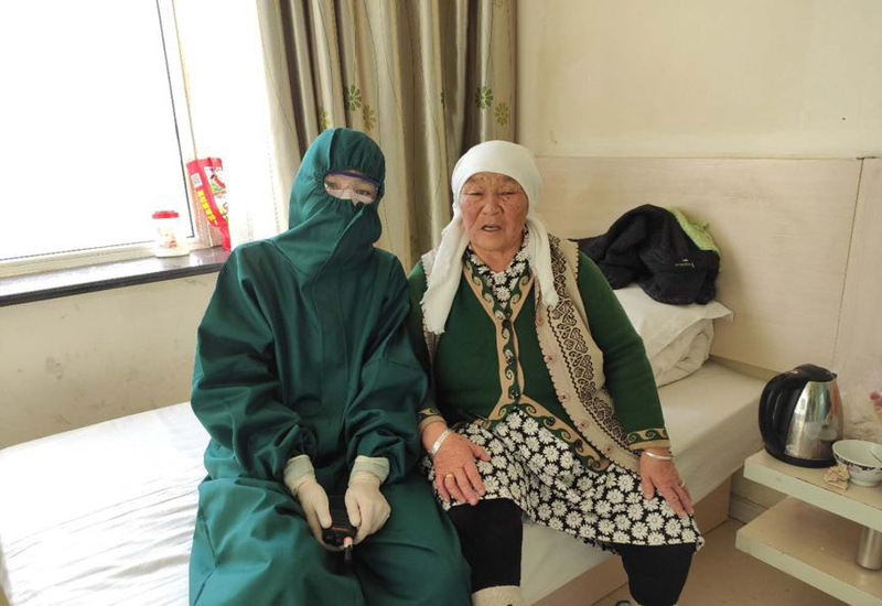 伟德启动“青春战疫 志愿同行”学雷锋主题月系列活动