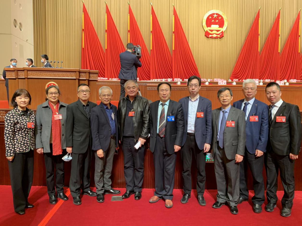 校政协委员履职市政协第十三届委员会第四次会议