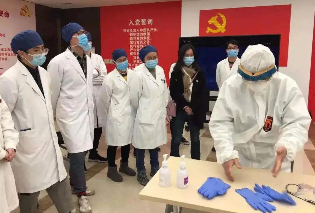 ​伟德附属医院多策并举加强冬春季疫情防控工作