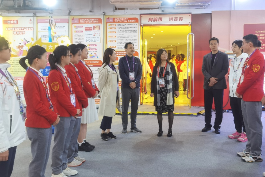 上中医“小叶子”续写进博会志愿服务青春华章