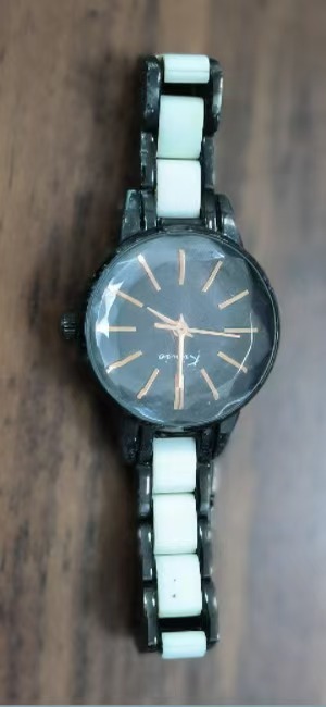 <a href='/2024/1202/c2163a163773/page.html' target='_blank' title='腕表一块'>腕表一块</a>