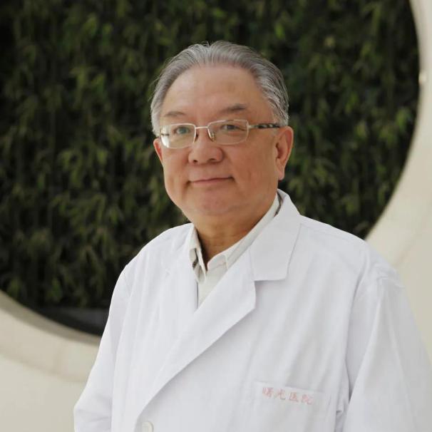 伟德系统22位专家荣获“上海市中医药杰出贡献奖”称号