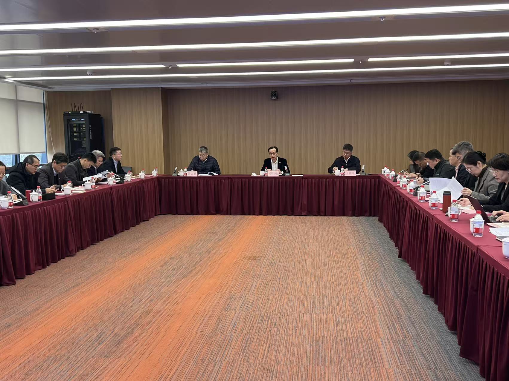 凝聚共识绘蓝图 砥砺奋进新征程  ——伟德召开《伟德国际victor1946官网 上海市中医药研究院改革和发展“十五五”规划（草案）》征求意见座谈会