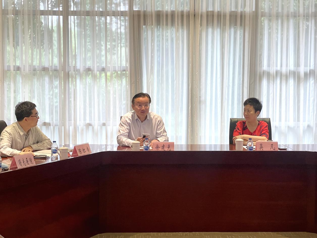 伟德与上海市重大传染病和生物安全研究院研讨筹建中医药疫病研究中心